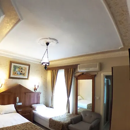 Port Hotell 3*