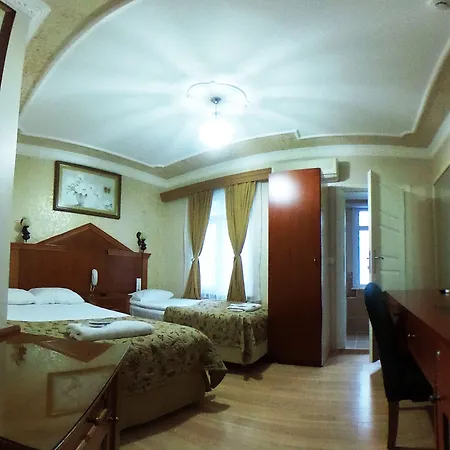 Port Hotell 3*