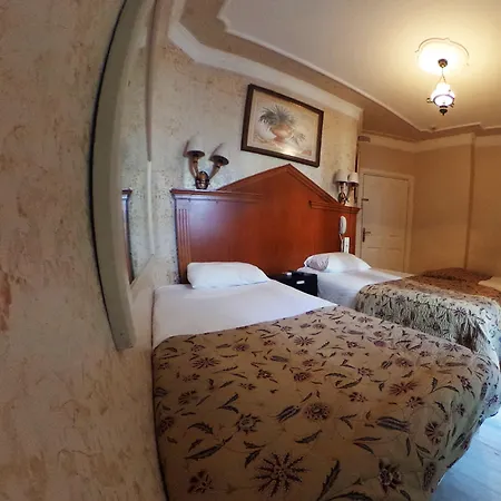 Port Hotell 3*