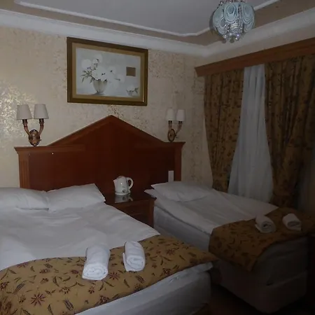 Hotell Port 3*