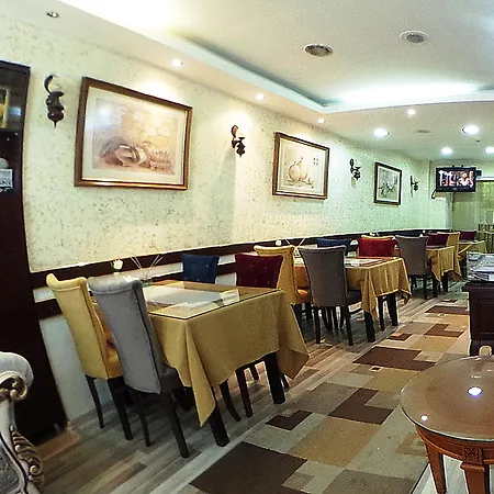 Otel Port 3*